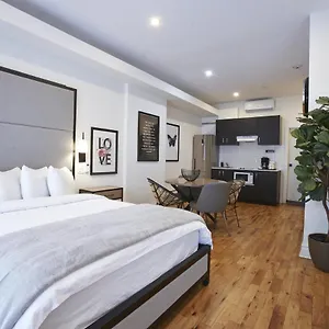 & Carre Saint-louis 3*, Montréal Canada